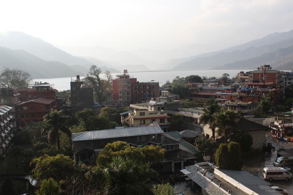 Hotel Point Pokhara Exterior photo