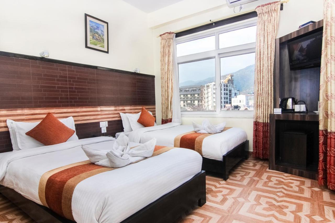 Hotel Point Pokhara Exterior photo
