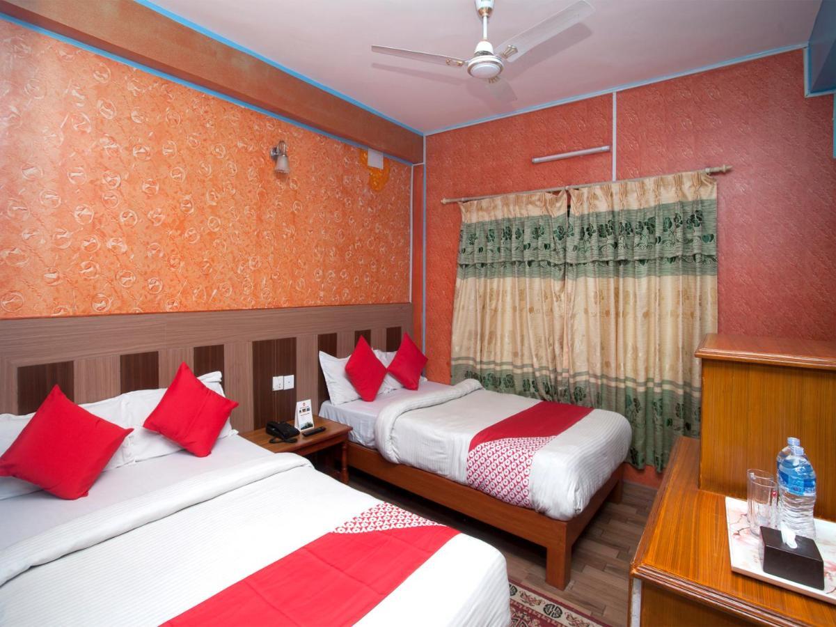 Hotel Point Pokhara Exterior photo